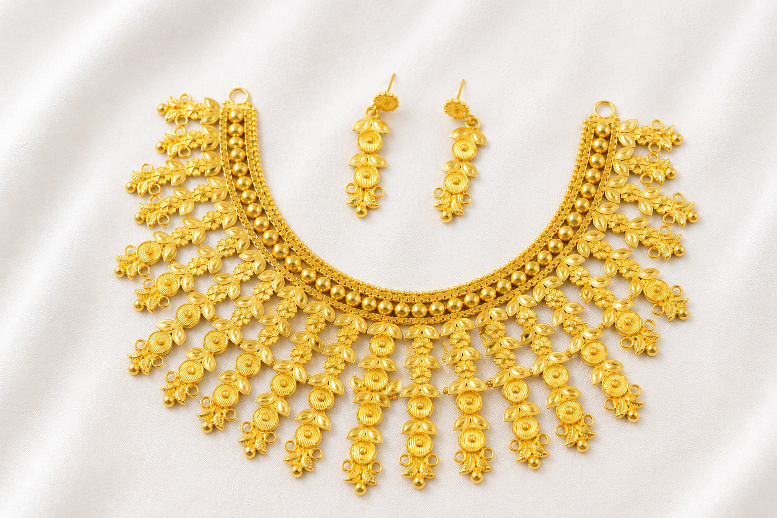 Chatai Necklace