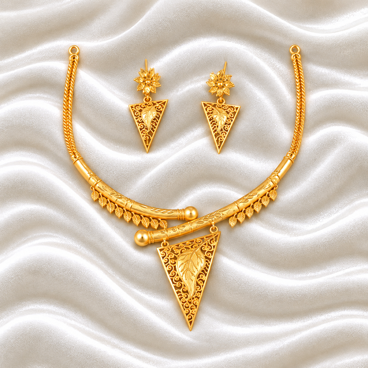 Hasuli Necklace